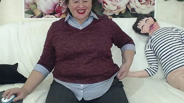 FlaviaSquirts online show from 02.25.25