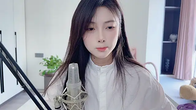 Snapshot of HaagenDazs_ chatting on 12.02.24 HaagenDazs  online show from 12.02.24