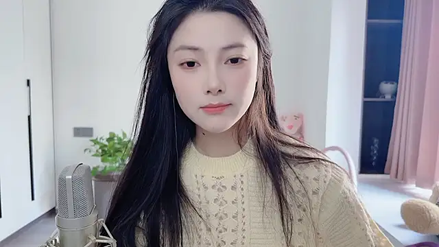 Snapshot of HaagenDazs_ chatting on 12.03.24 HaagenDazs  online show from 12.03.24