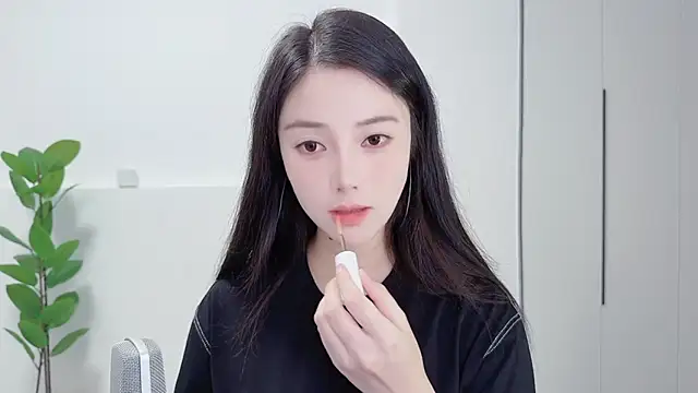Snapshot of HaagenDazs_ chatting on 09.10.25 HaagenDazs  online show from 09.10.25