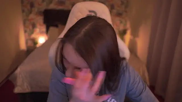 KristiiMax online show from 03.21.26