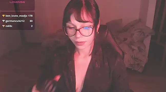 Snapshot of modjo_ chatting on 01.05.25 modjo  online show from 01.05.25