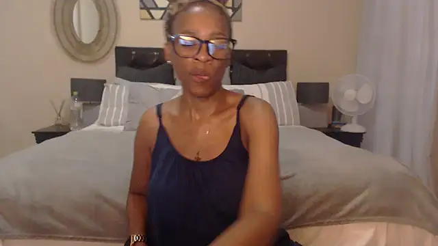 Creamyass22 online show from 01.29.25