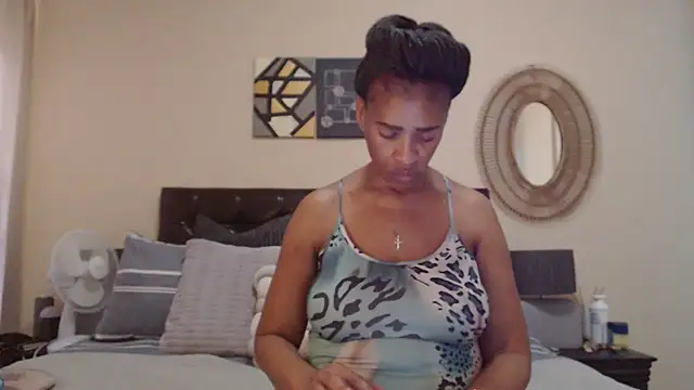 Creamyass22 online show from 03.13.26