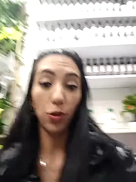 LunaZambrano online show from 02.28.25