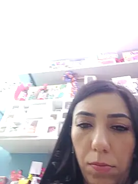 Snapshot of LunaZambrano chatting on 03.21.26 LunaZambrano online show from 03.21.26