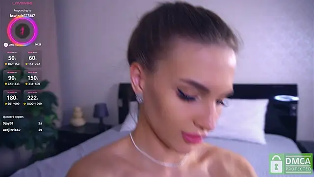 Snapshot of AmmyScotch chatting on 02.02.25 AmmyScotch online show from 02.02.25