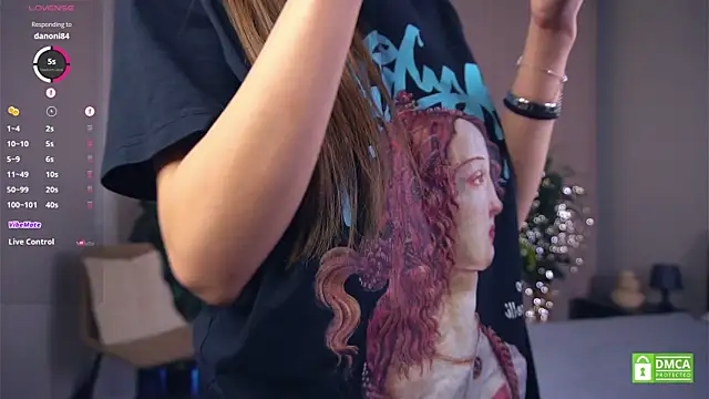 Snapshot of AmmyScotch chatting on 03.20.25 AmmyScotch online show from 03.20.25