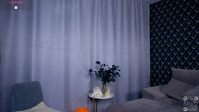 Snapshot of AmmyScotch chatting on 11.03.25 AmmyScotch online show from 11.03.25