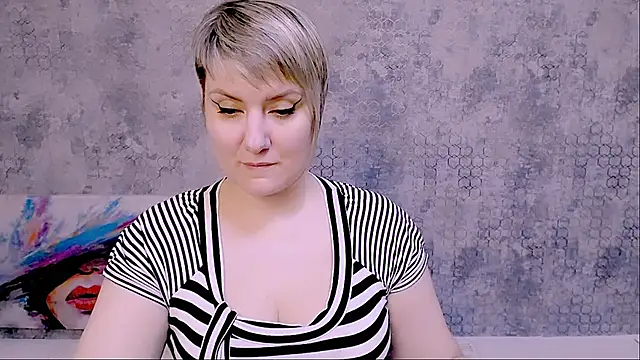 Djullia online show from 02.28.25