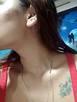 annie-19 online show from 02.15.25