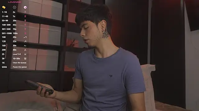 Snapshot of _morghan_ chatting on 11.13.25 morghan online show from 11.13.25