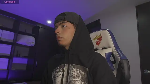 Snapshot of _morghan_ chatting on 11.27.25 morghan online show from 11.27.25