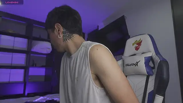 Snapshot of _morghan_ chatting on 11.27.25 morghan online show from 11.27.25