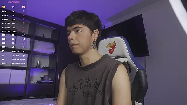 Snapshot of _morghan_ chatting on 11.30.25 morghan online show from 11.30.25