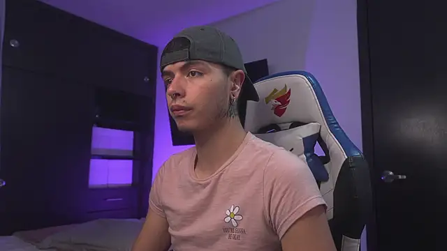 Snapshot of _morghan_ chatting on 02.12.26 morghan online show from 02.12.26