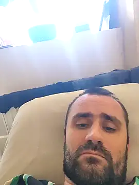 Snapshot of Govora chatting on 01.01.25 Govora online show from 01.01.25