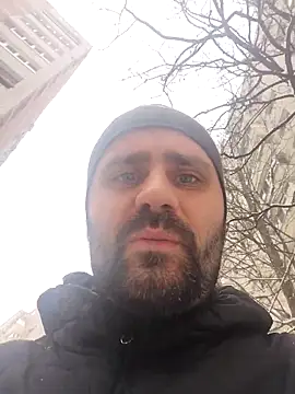 Snapshot of Govora chatting on 02.17.25 Govora online show from 02.17.25