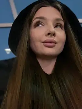 KrisMagnoly online show from 03.18.25