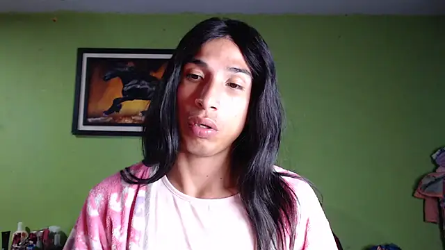 Snapshot of brunettehot77 chatting on 11.30.25 brunettehot77 online show from 11.30.25