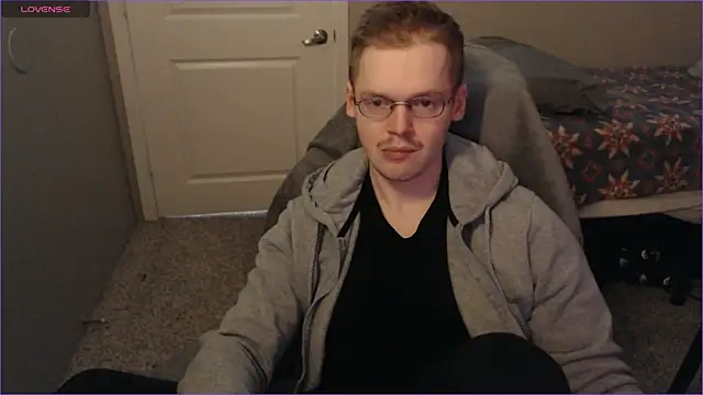 Snapshot of doloresman chatting on 02.27.25 doloresman online show from 02.27.25