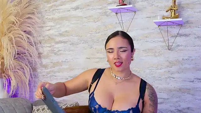 Lea Foster online show from 03.19.25