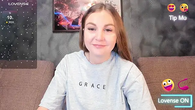 CassieMils online show from 10.30.25