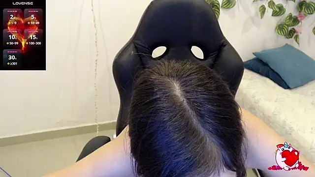 tania sweet   online show from 02.12.25