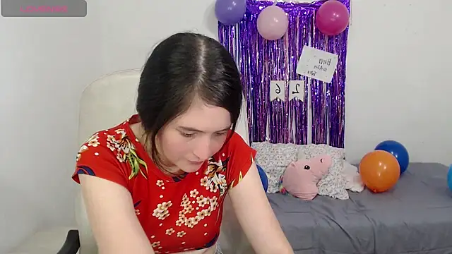 Snapshot of tania_sweet__ chatting on 04.20.26 tania sweet online show from 04.20.26