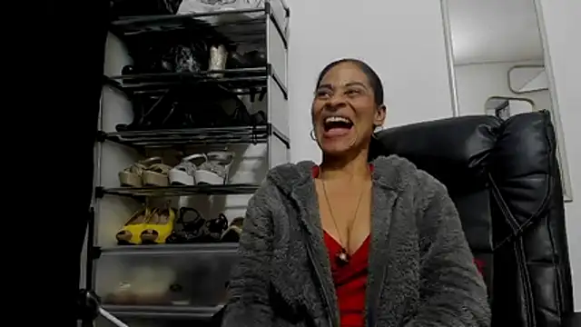 Aries Mature online show from 04.08.26