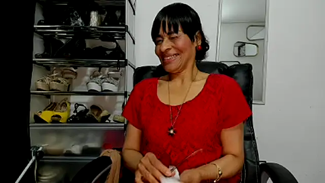 Snapshot of Aries_Mature chatting on 04.19.26 Aries Mature online show from 04.19.26