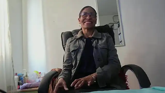 Snapshot of Aries_Mature chatting on 04.30.26 Aries Mature online show from 04.30.26