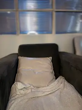 Tayra Siny online show from 02.26.25