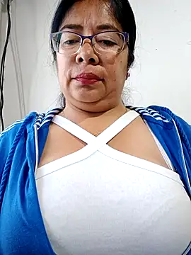   valentina18 online show from 03.08.25