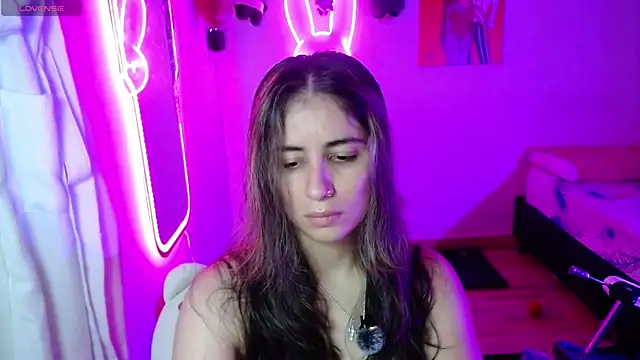 Snapshot of valentina_angel chatting on 06.13.26 valentina angel online show from 06.13.26