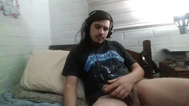 Snapshot of hung_weeb chatting on 03.02.25 hung weeb online show from 03.02.25