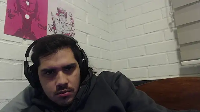 Snapshot of hung_weeb chatting on 09.28.25 hung weeb online show from 09.28.25