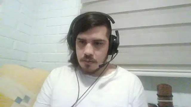 hung weeb online show from 11.03.25