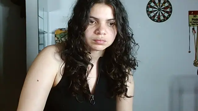 Snapshot of Nikkykora15 chatting on 05.19.26 Nikkykora15 online show from 05.19.26