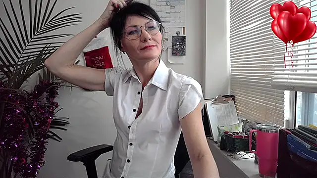 City Kat online show from 12.17.25