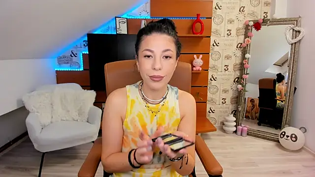 EmillyTaylor online show from 09.18.25