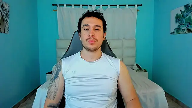 Snapshot of juan__jimenez chatting on 06.08.26 juan jimenez online show from 06.08.26