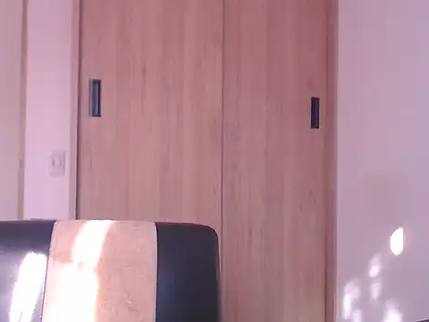 Snapshot of ChrisDamon chatting on 10.26.25 ChrisDamon online show from 10.26.25