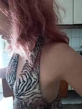 Snapshot of Annarella_Pika chatting on 06.29.26 Annarella Pika online show from 06.29.26