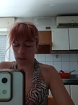 Snapshot of Annarella_Pika chatting on 07.20.26 Annarella Pika online show from 07.20.26