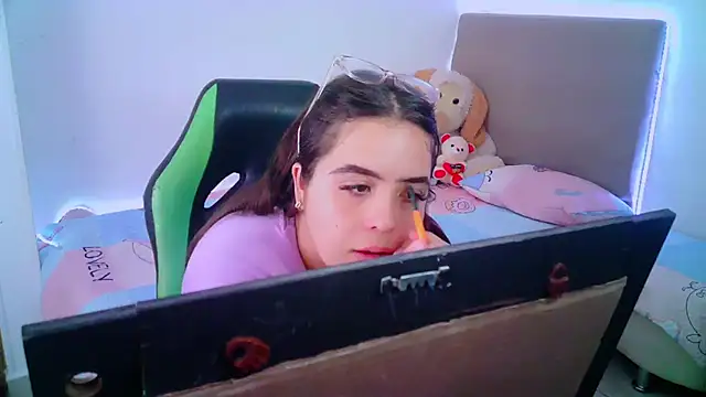  alicia z online show from 01.28.25