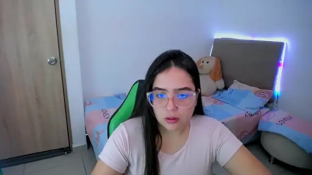  alicia z online show from 02.25.25