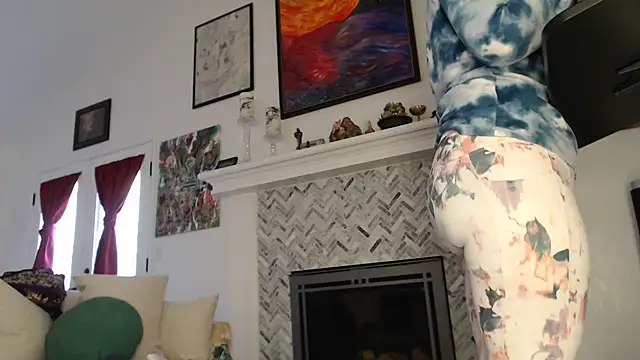 AuroraWillows online show from 02.27.25