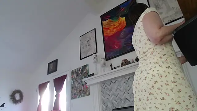 AuroraWillows online show from 03.11.25