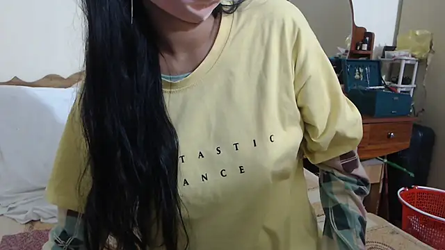 Beauty Asian Tina online show from 12.13.25